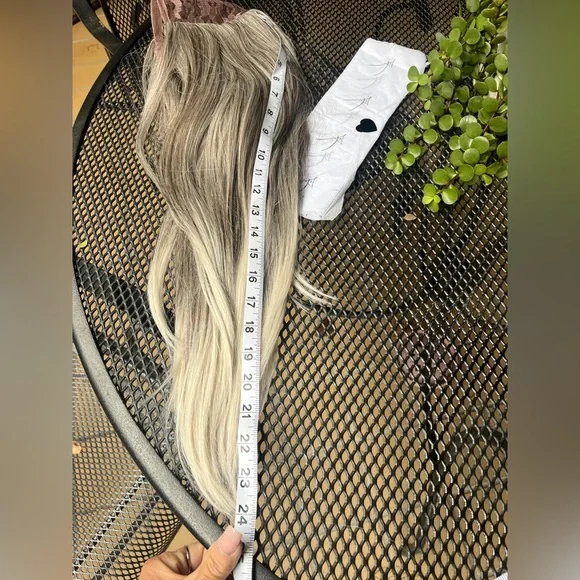 Topless White Sands beach long wig - Picture 12 of 14